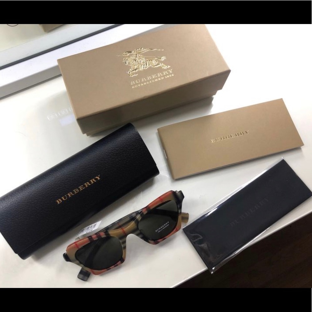 Burberry sunglasses